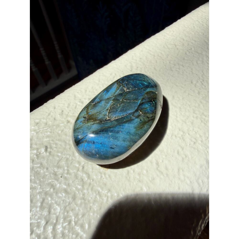 Polished Labradorite Stone Blue Peacock Vibrant - 2.5 x 1.5 in - Picture 4 of 5